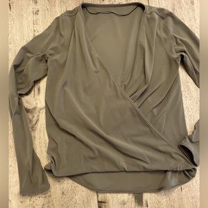 Lululemon Full freedom shirt